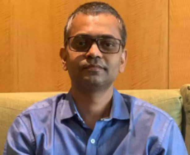 Shri Dhiraj Kumar